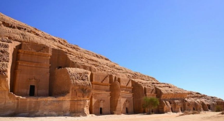 Мада́ин-Са́лих (города Салиха‎), аль-Хиджр или Хегра — комплекс археологических объектов в Хиджазе на северо-западе Саудовской Аравии (Мадина).